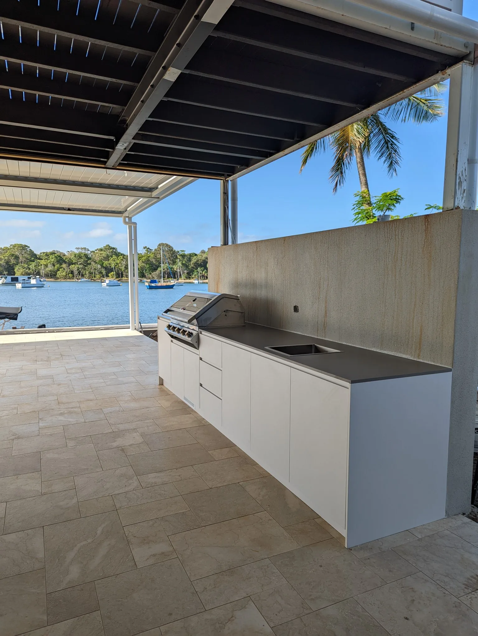 Alfresco outdoor kitchen cabinetry